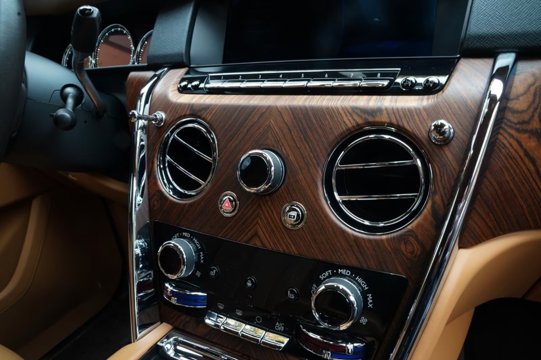 Rolls-Royce Cullinan - foto 29