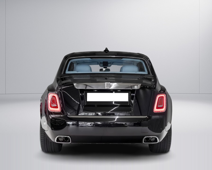 Rolls-Royce Phantom (5)