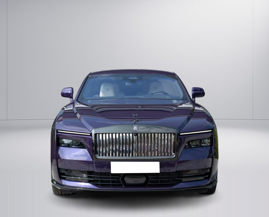 Rolls-Royce Spectre (2)