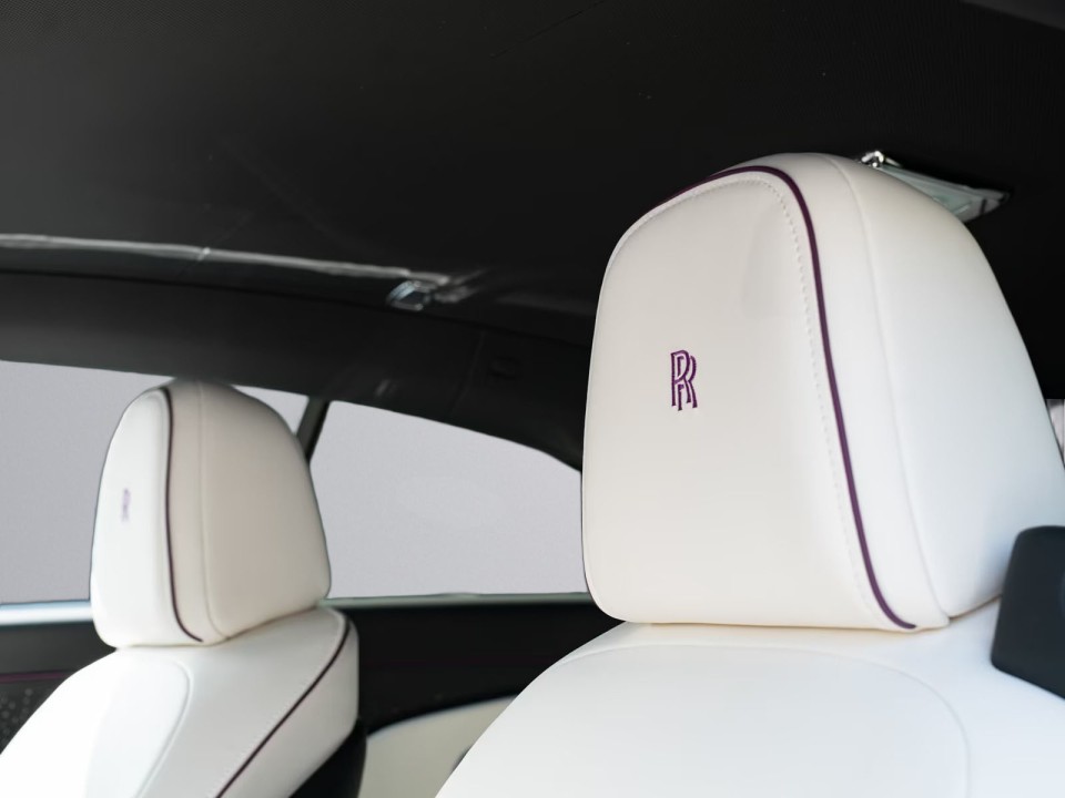 Rolls-Royce Spectre - foto 16
