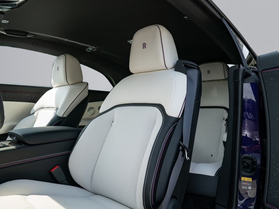 Rolls-Royce Spectre - foto 8