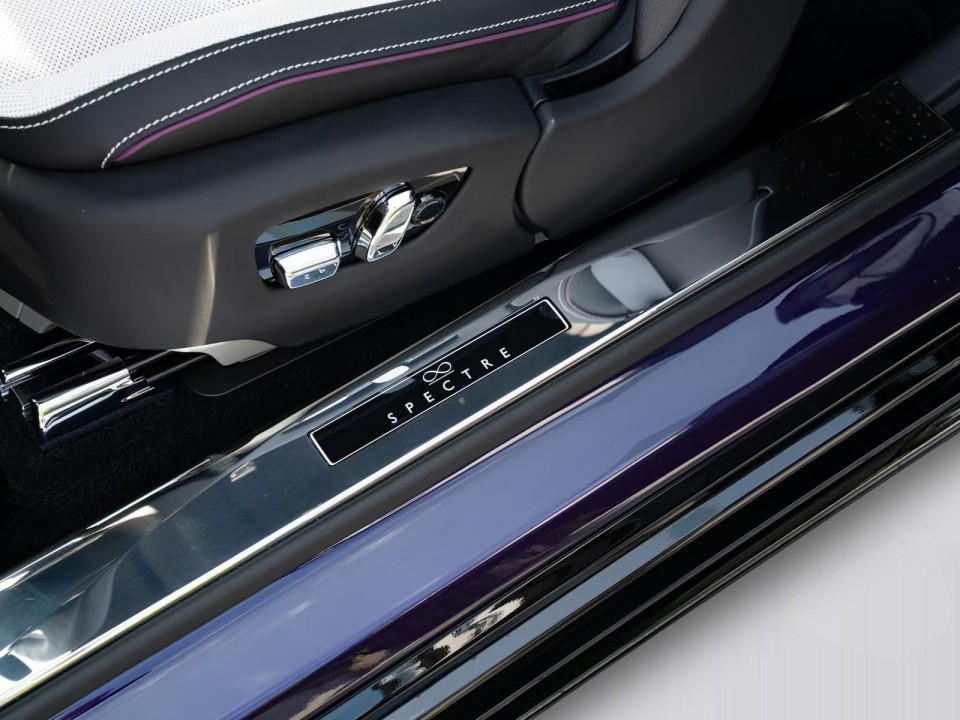 Rolls-Royce Spectre - foto 20