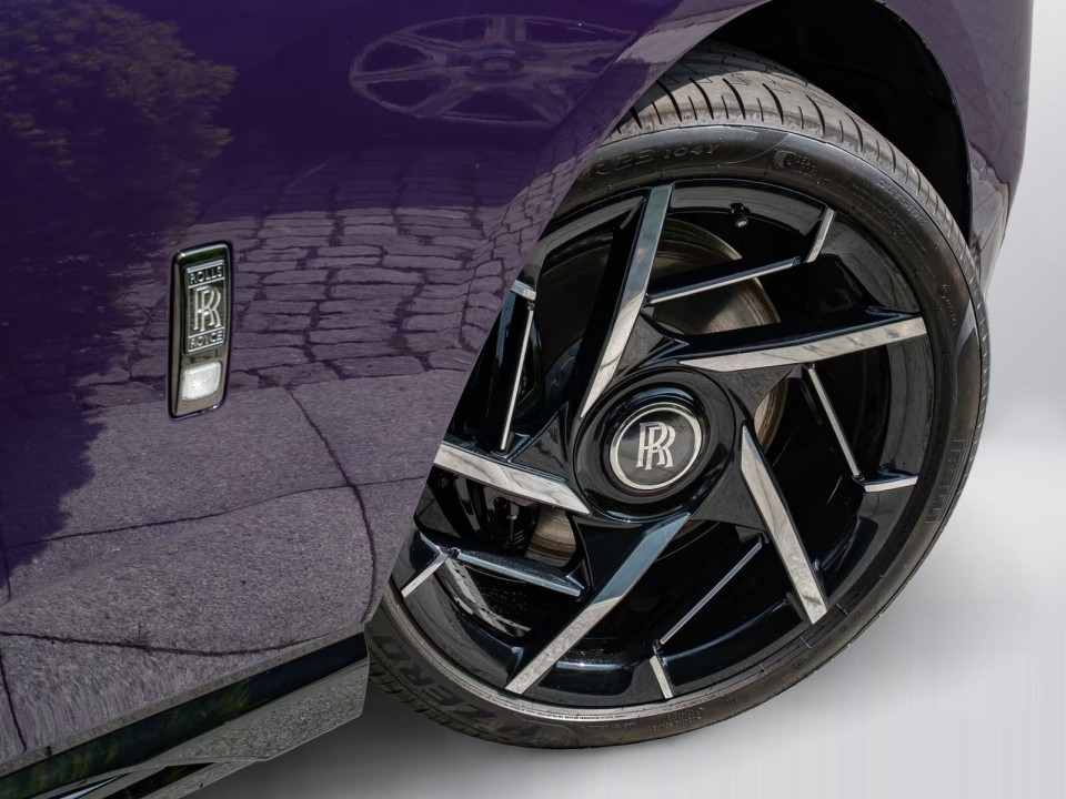 Rolls-Royce Spectre - foto 23