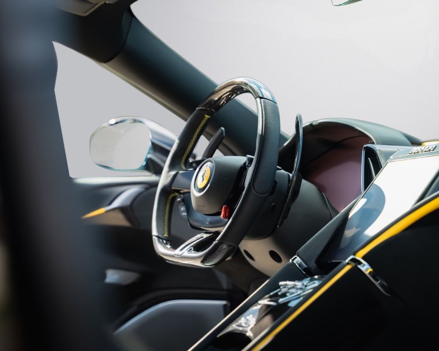 Ferrari Roma - foto 11