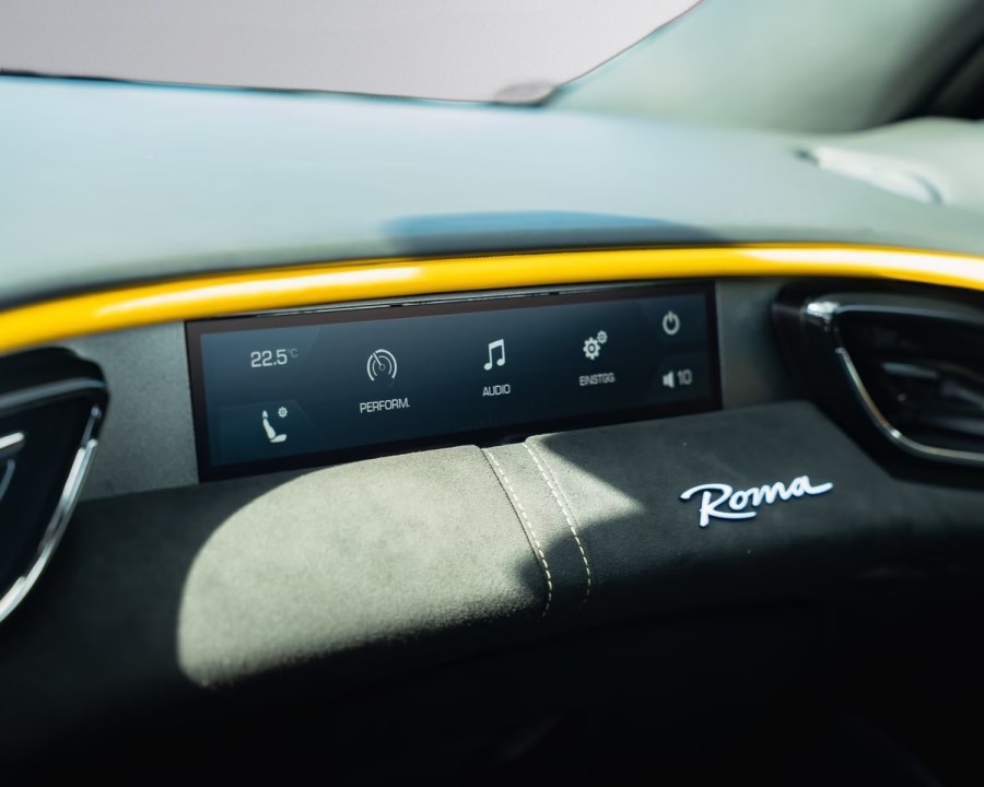 Ferrari Roma - foto 21