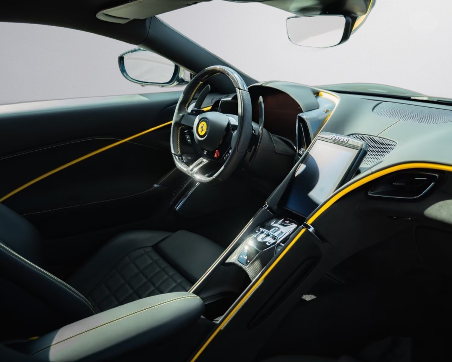 Ferrari Roma - foto 12