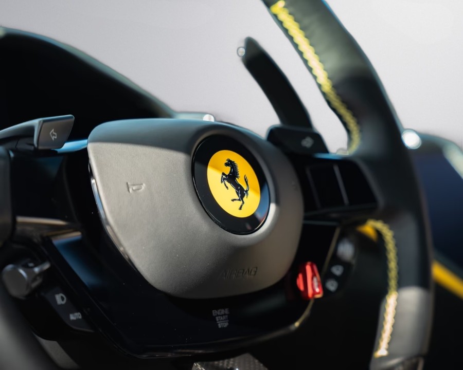 Ferrari Roma - foto 13
