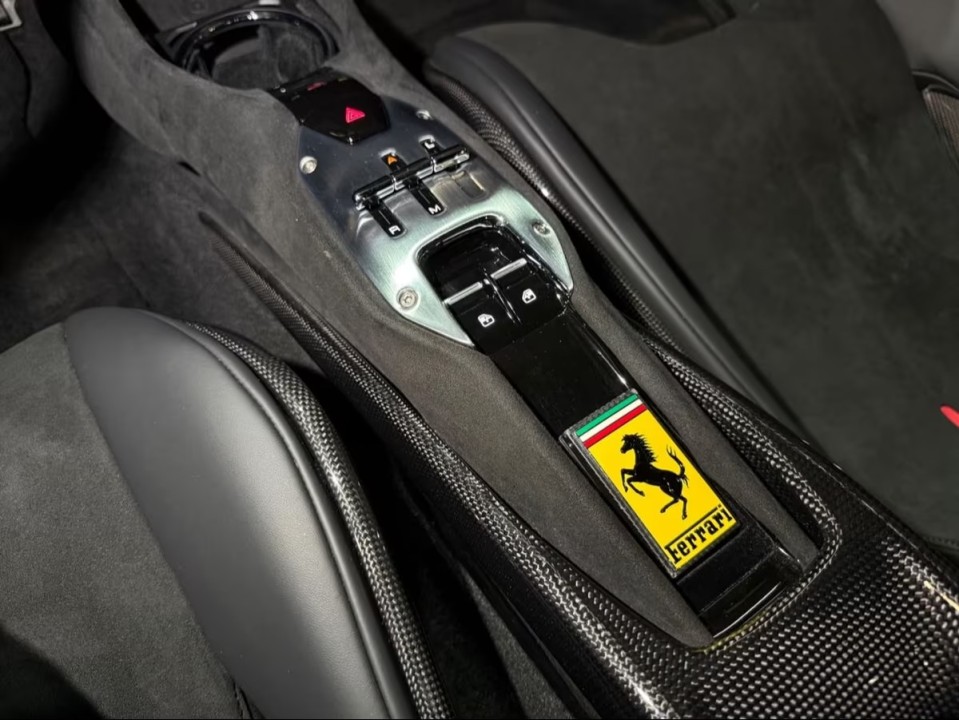 Ferrari 296 GTB - foto 16