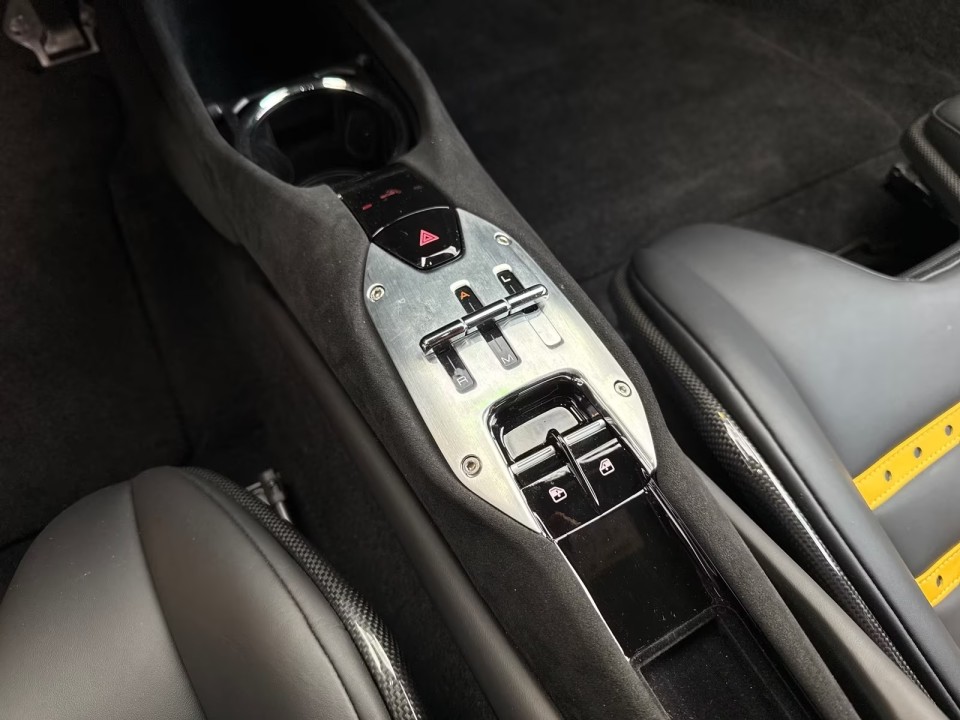 Ferrari 296 GTB - foto 14