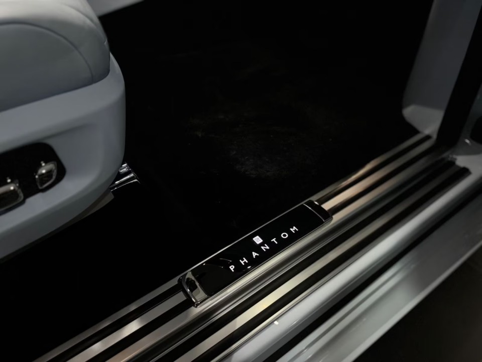 Rolls-Royce Phantom - foto 27