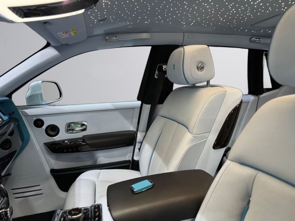 Rolls-Royce Phantom - foto 16