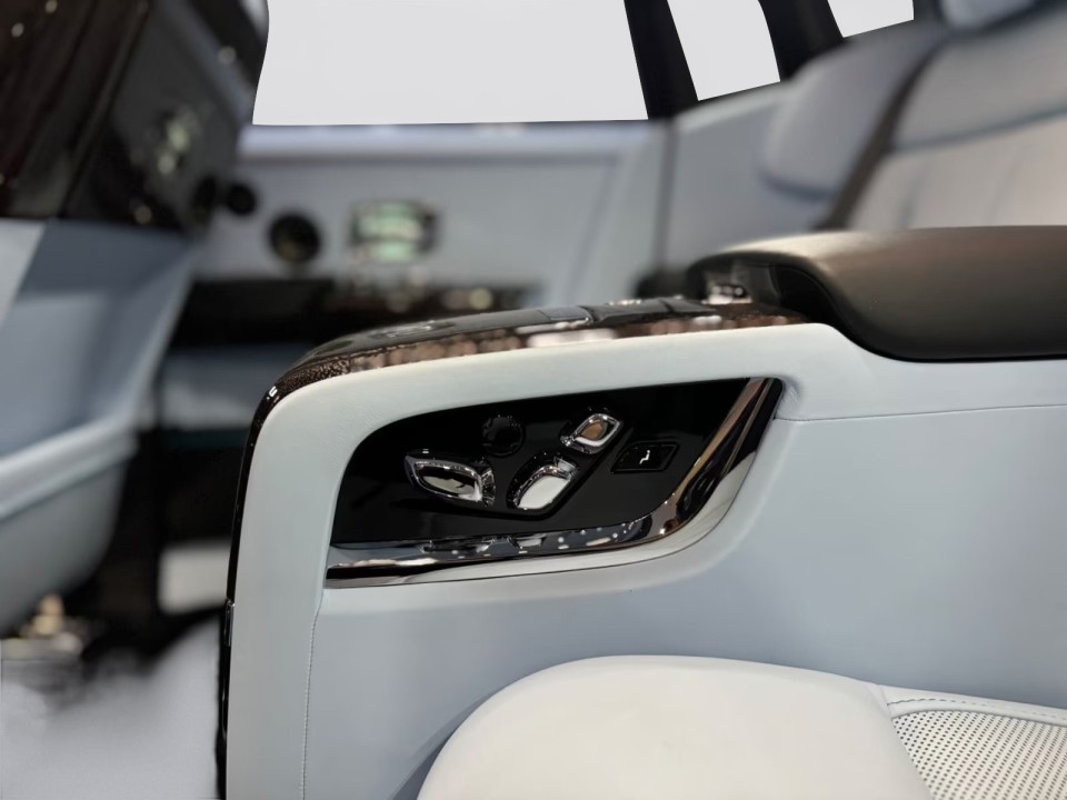 Rolls-Royce Phantom - foto 34