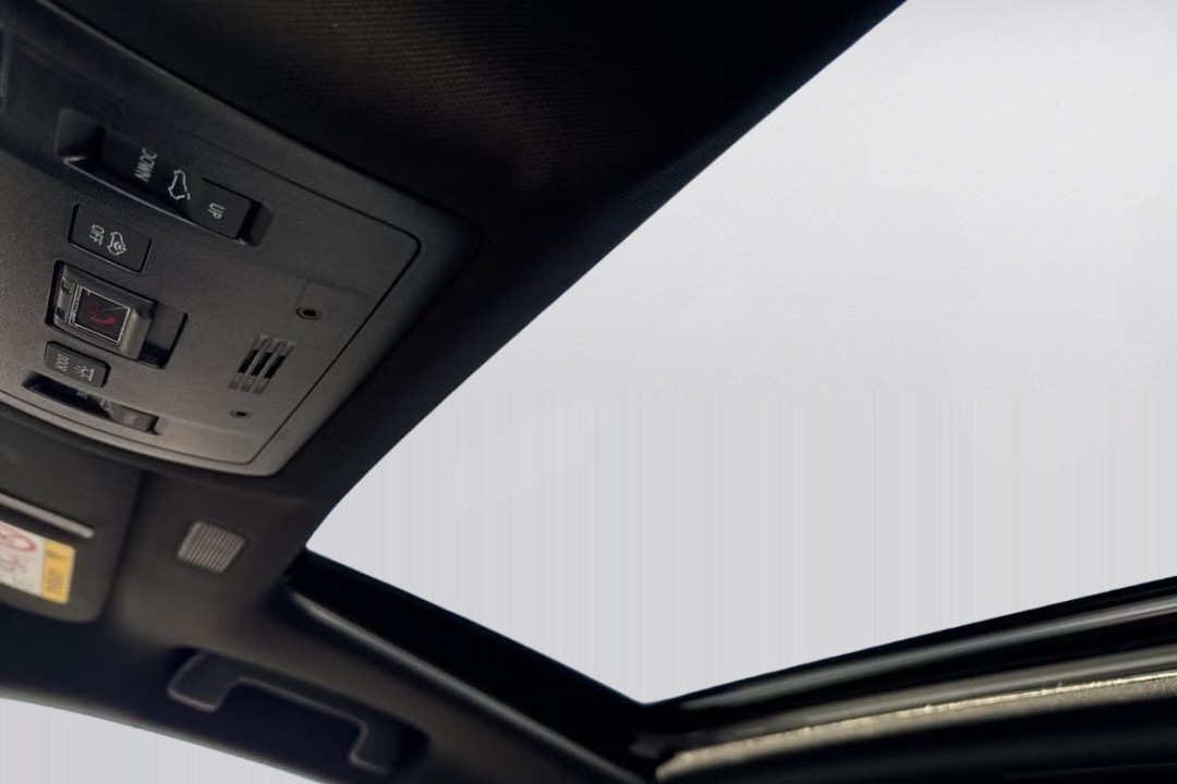 Lexus Seria ES 300h F-Sport - foto 16