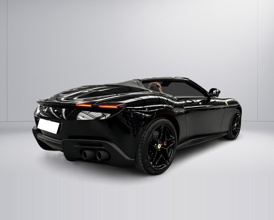 Ferrari Roma Spider - foto 7