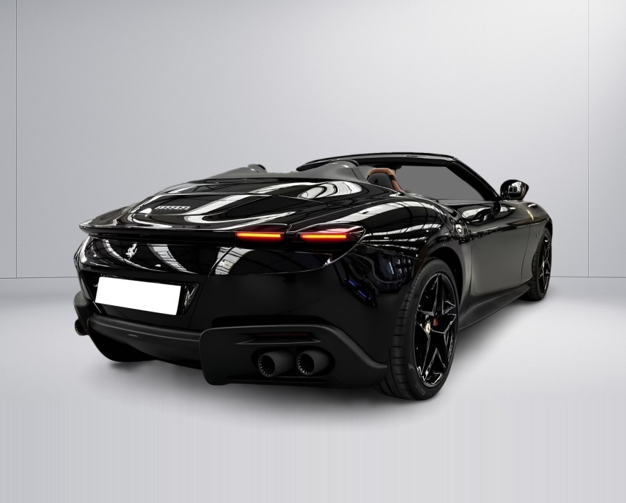 Ferrari Roma Spider - foto 6