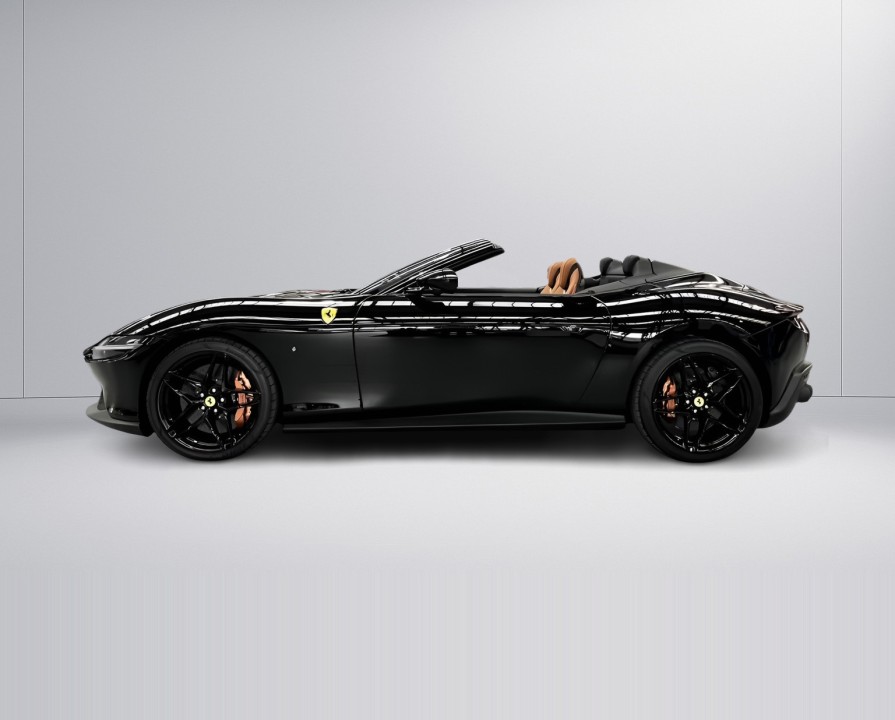 Ferrari Roma Spider - foto 12