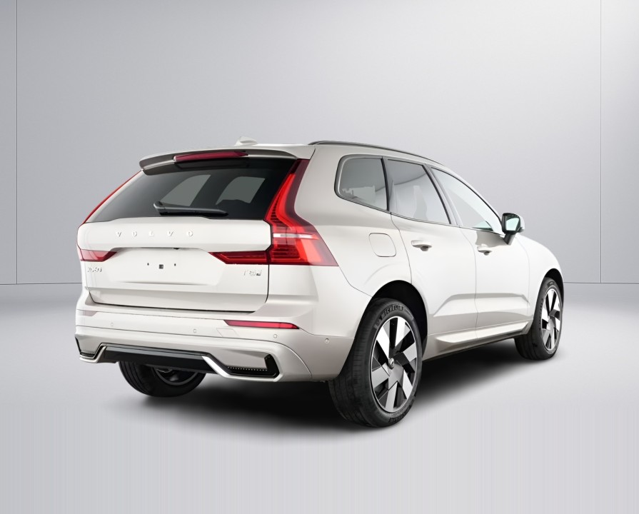 Volvo XC 60 Plus Dark Recharge (2)