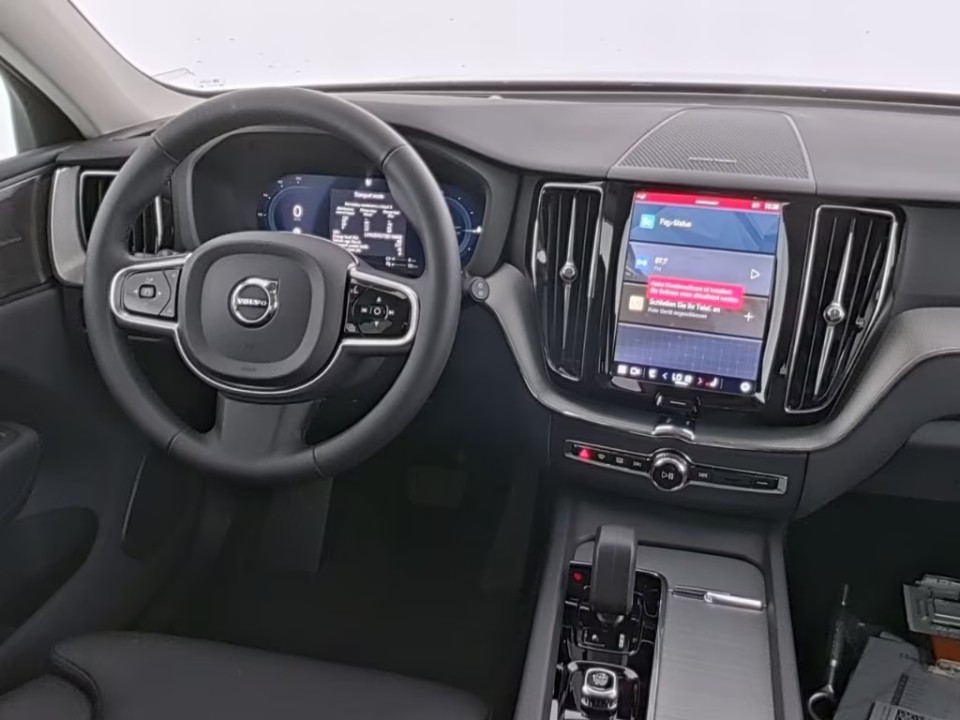 Volvo XC 60 Plus Dark Recharge (5)