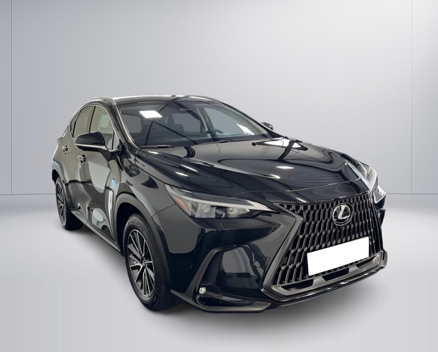 Lexus Seria NX 450h+ AWD Executive