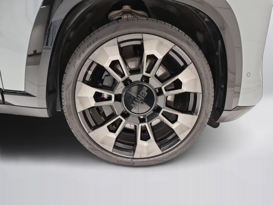 BMW XM Label Red - foto 22
