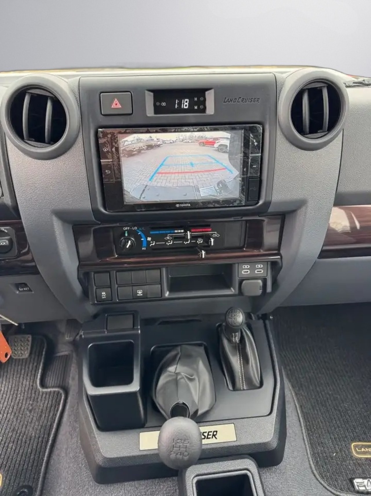 Toyota Land Cruiser GDJ - foto 12