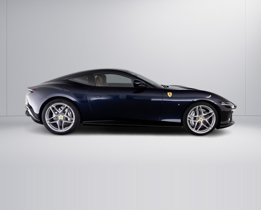 Ferrari Roma (2)