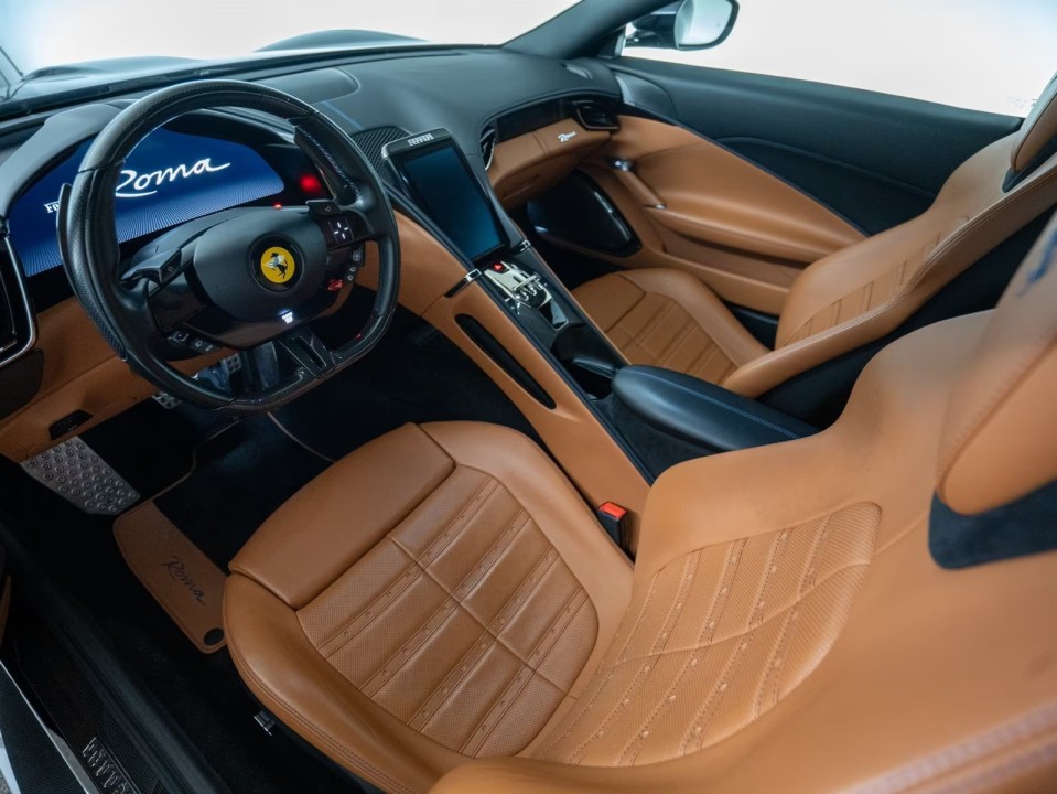 Ferrari Roma - foto 11