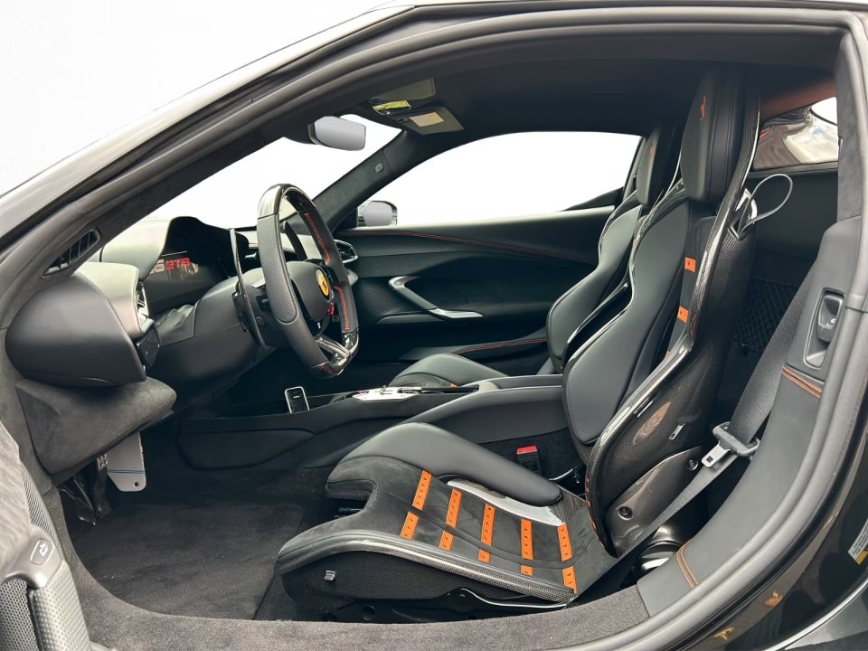 Ferrari 296 GTB - foto 12