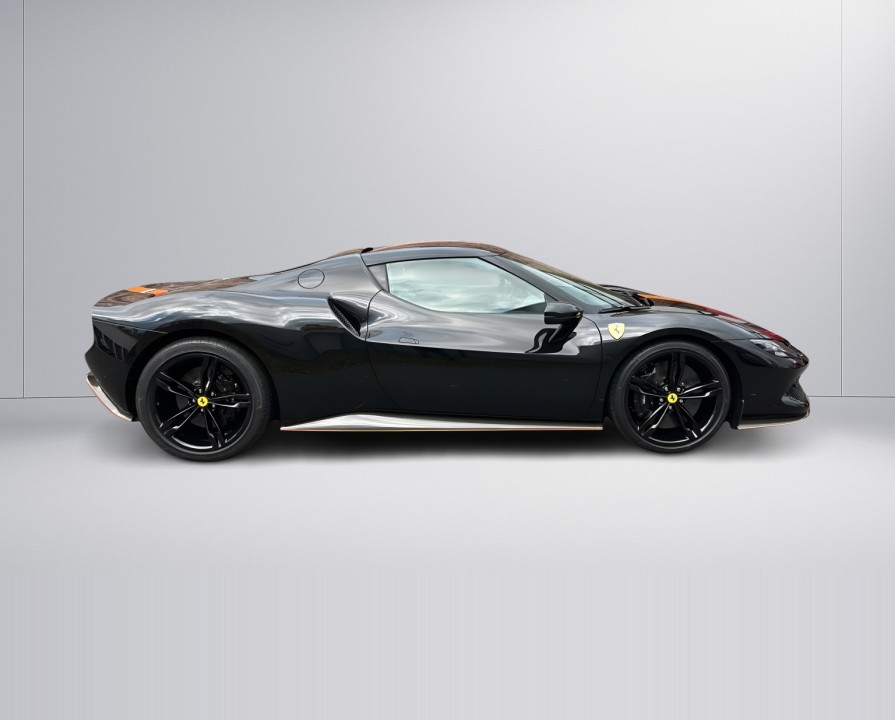 Ferrari 296 GTB (2)