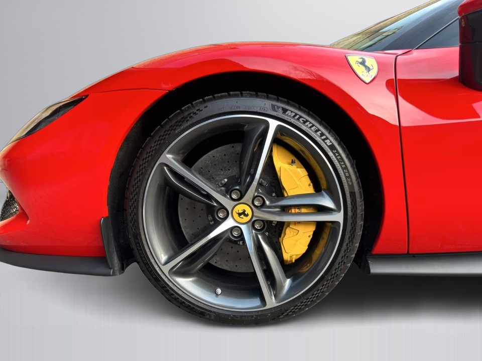 Ferrari 296 GTB - foto 24