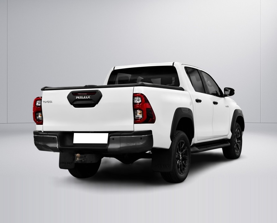 Toyota Hilux Invincible 2.8D (2)