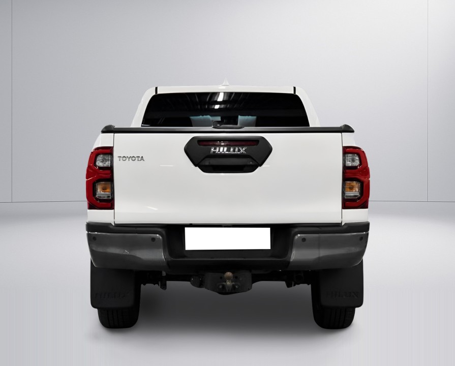 Toyota Hilux Invincible 2.8D (3)