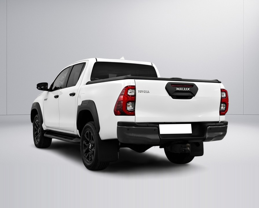 Toyota Hilux Invincible 2.8D (4)