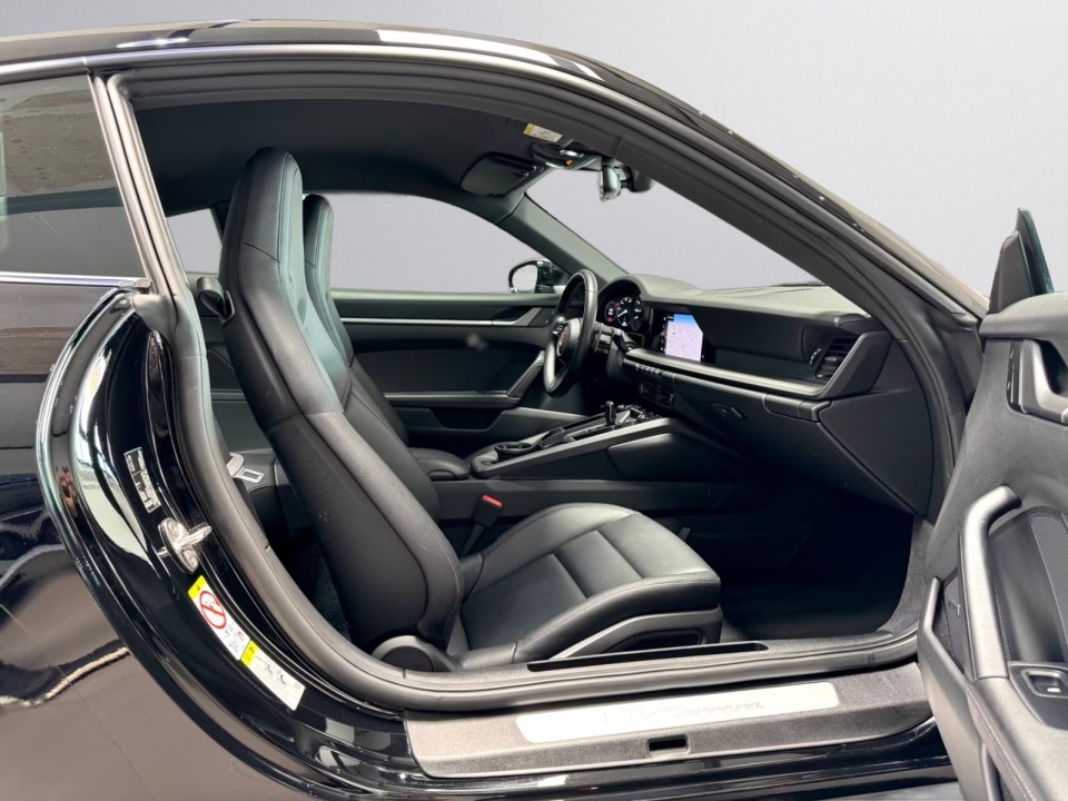 Porsche 911 Carrera - foto 16