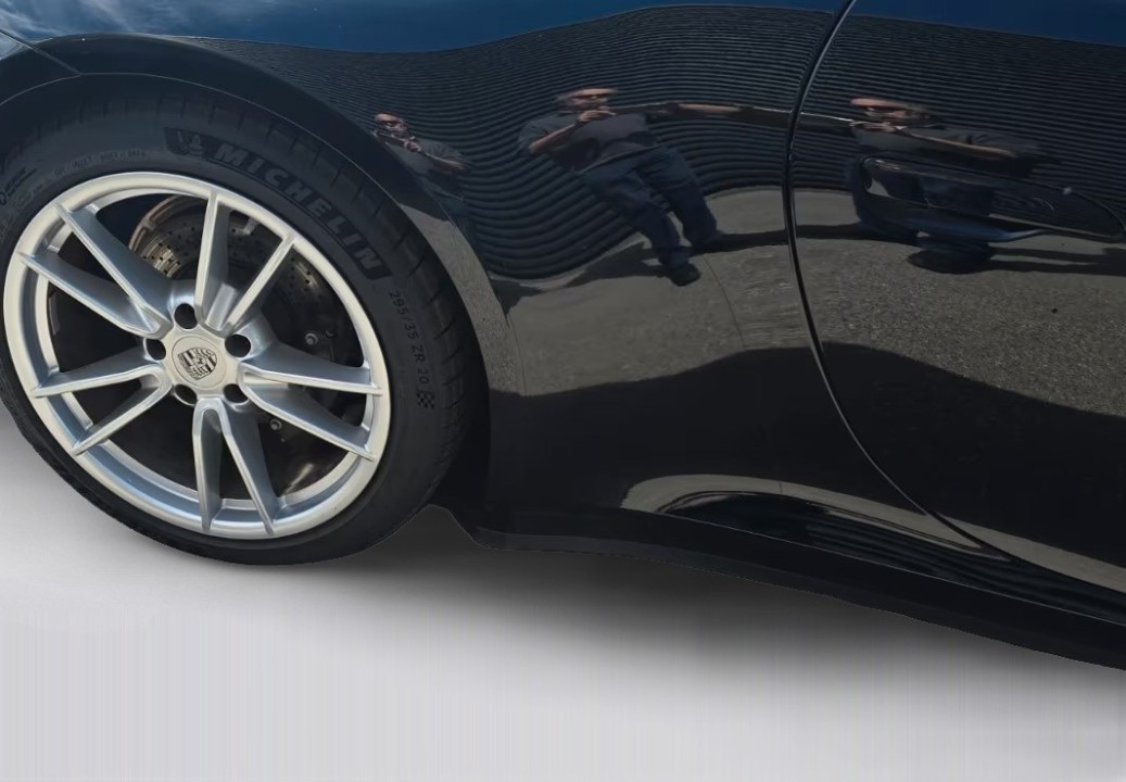 Porsche 911 Carrera (5)