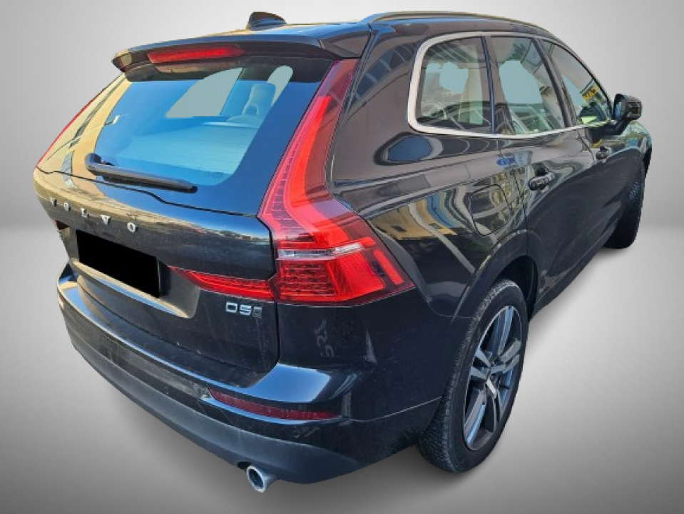 Volvo XC 60 D5 AWD Inscription (4)