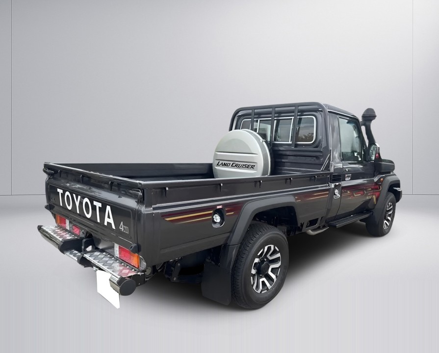 Toyota Land Cruiser GDJ (2)