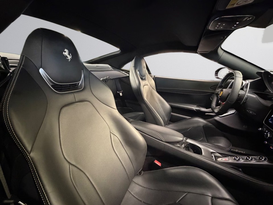 Ferrari Portofino - foto 11