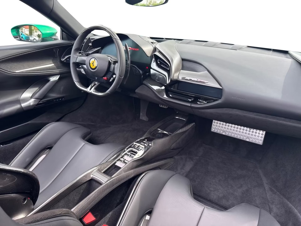Ferrari SF90 Stradale - foto 12
