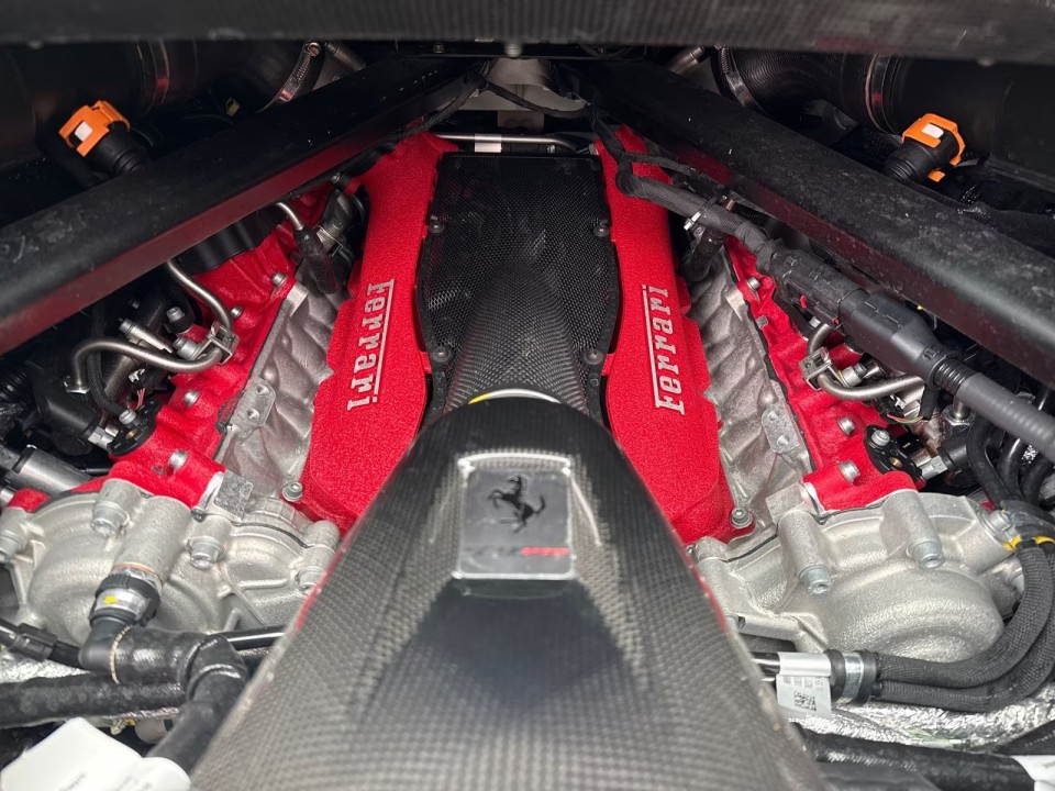 Ferrari SF90 Stradale - foto 22