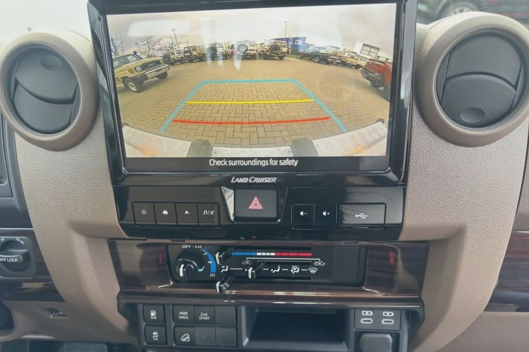 Toyota Land Cruiser GDJ - foto 9