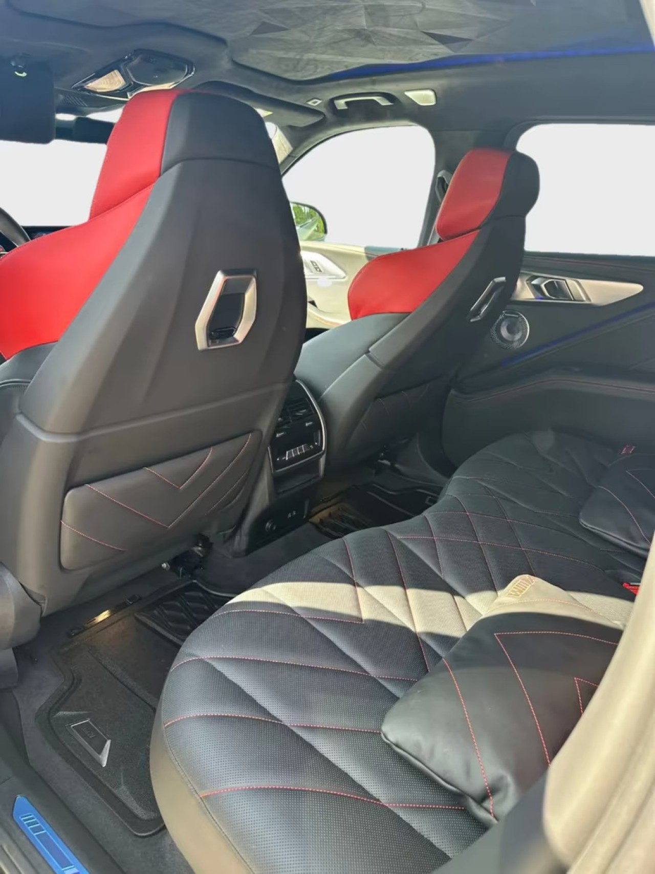 BMW XM Label Red - foto 9