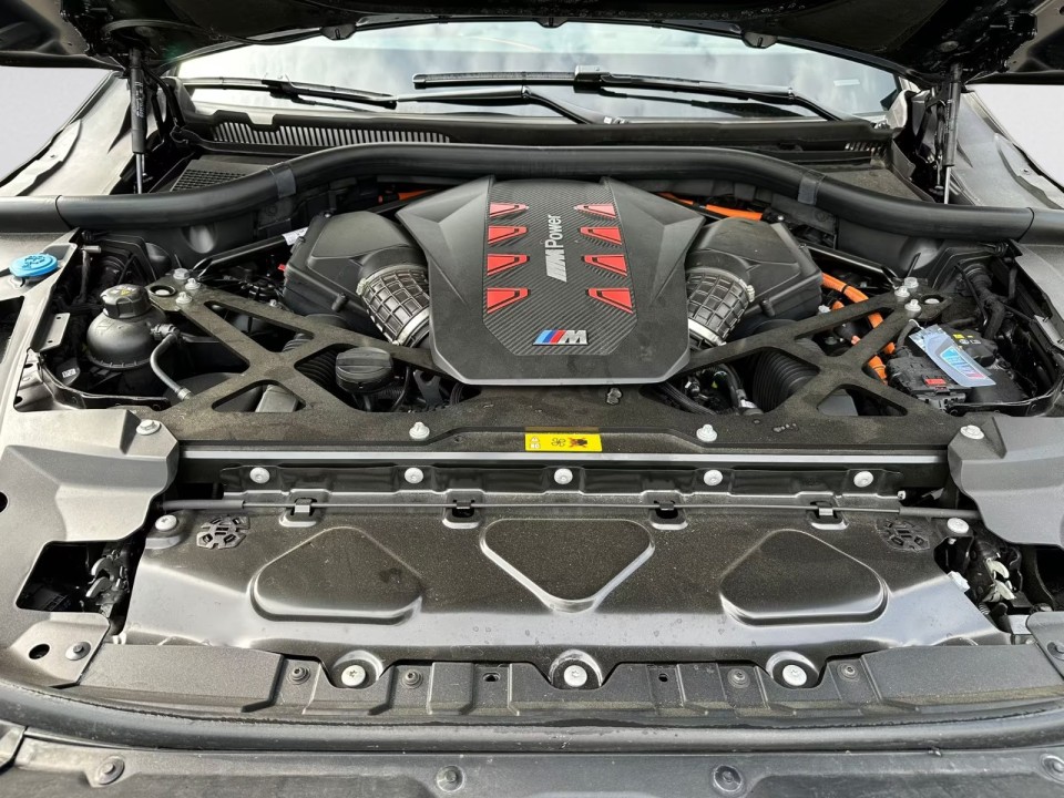 BMW XM Label Red - foto 16
