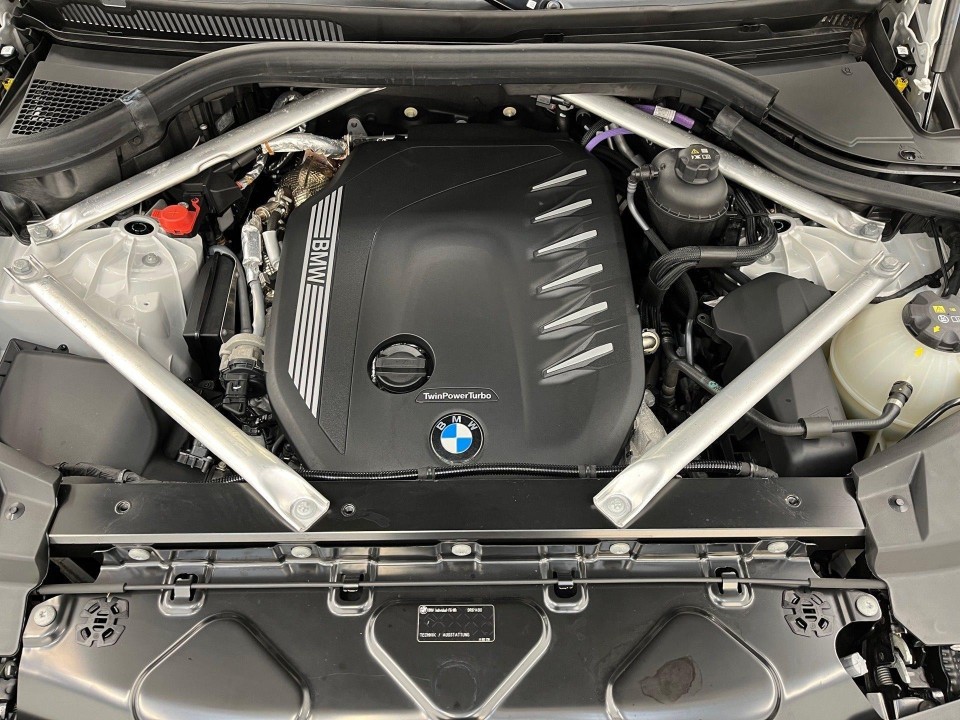 BMW X5 xDrive40d M-Sport - foto 11