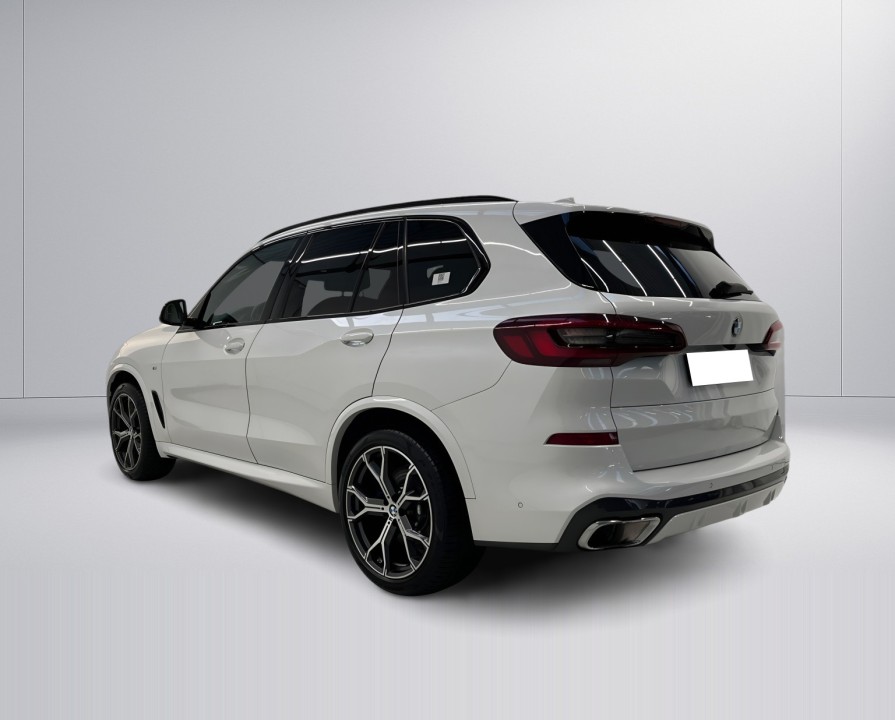 BMW X5 xDrive40d M-Sport (3)