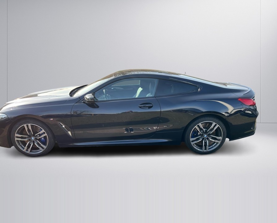 BMW Seria 8 M850i Coupe (5)