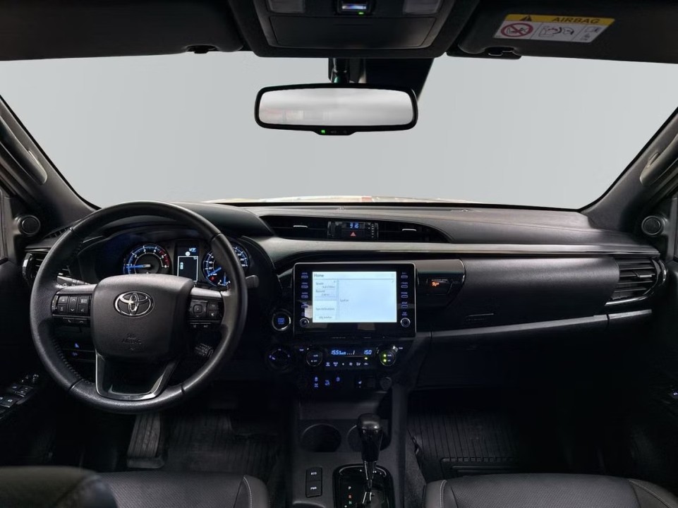 Toyota Hilux Invincible - foto 8