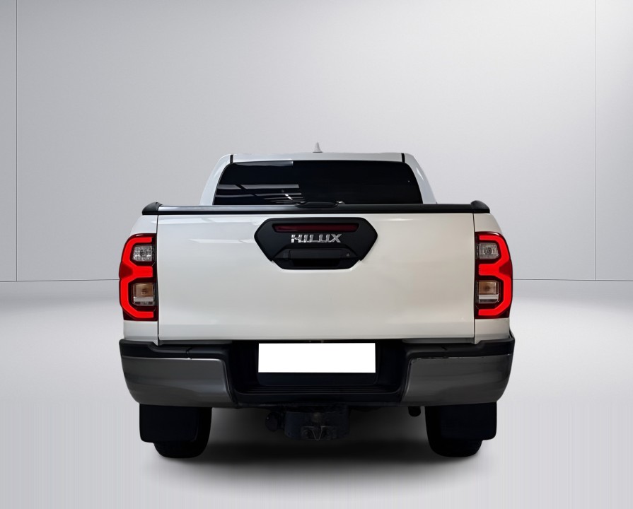 Toyota Hilux Invincible (5)