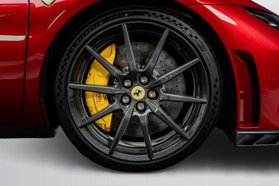 Ferrari 296 GTB - foto 31