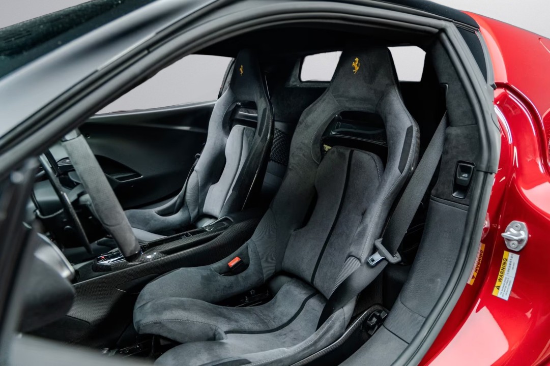 Ferrari 296 GTB - foto 11